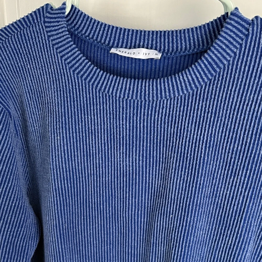 Emerald Blue Ribbed Sweater - Picture 2 of 4